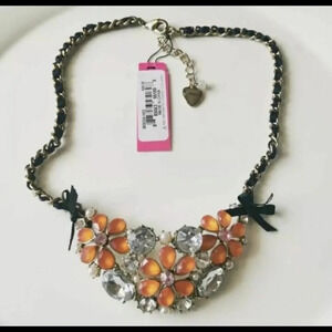BETSEY JOHNSON Vintage Floral Bejeweled Crystal Statement Collar Necklace NWT